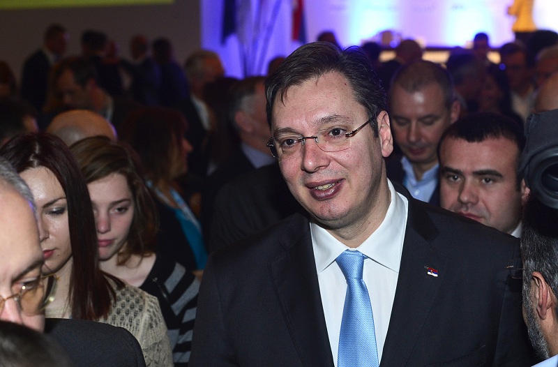 Вучић: Грбић ме је на веома духовит начин победио, извињавам се њему и његовим колегама 